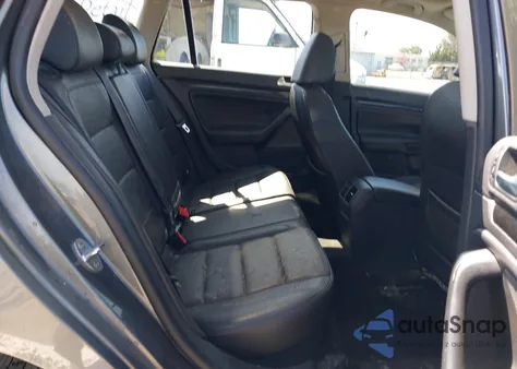 2013 Volkswagen Jetta Sportwagen 2.0L Tdi z USA, uszkodzony, nr VIN 3VWPL7AJ9DM666456